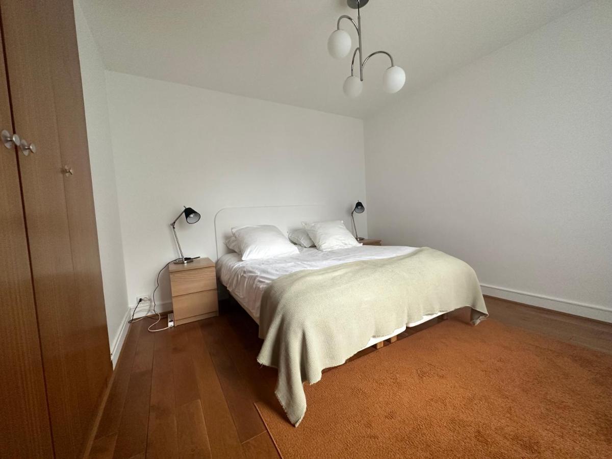 Champs Elysees Rue De Berri Apartment Paris
