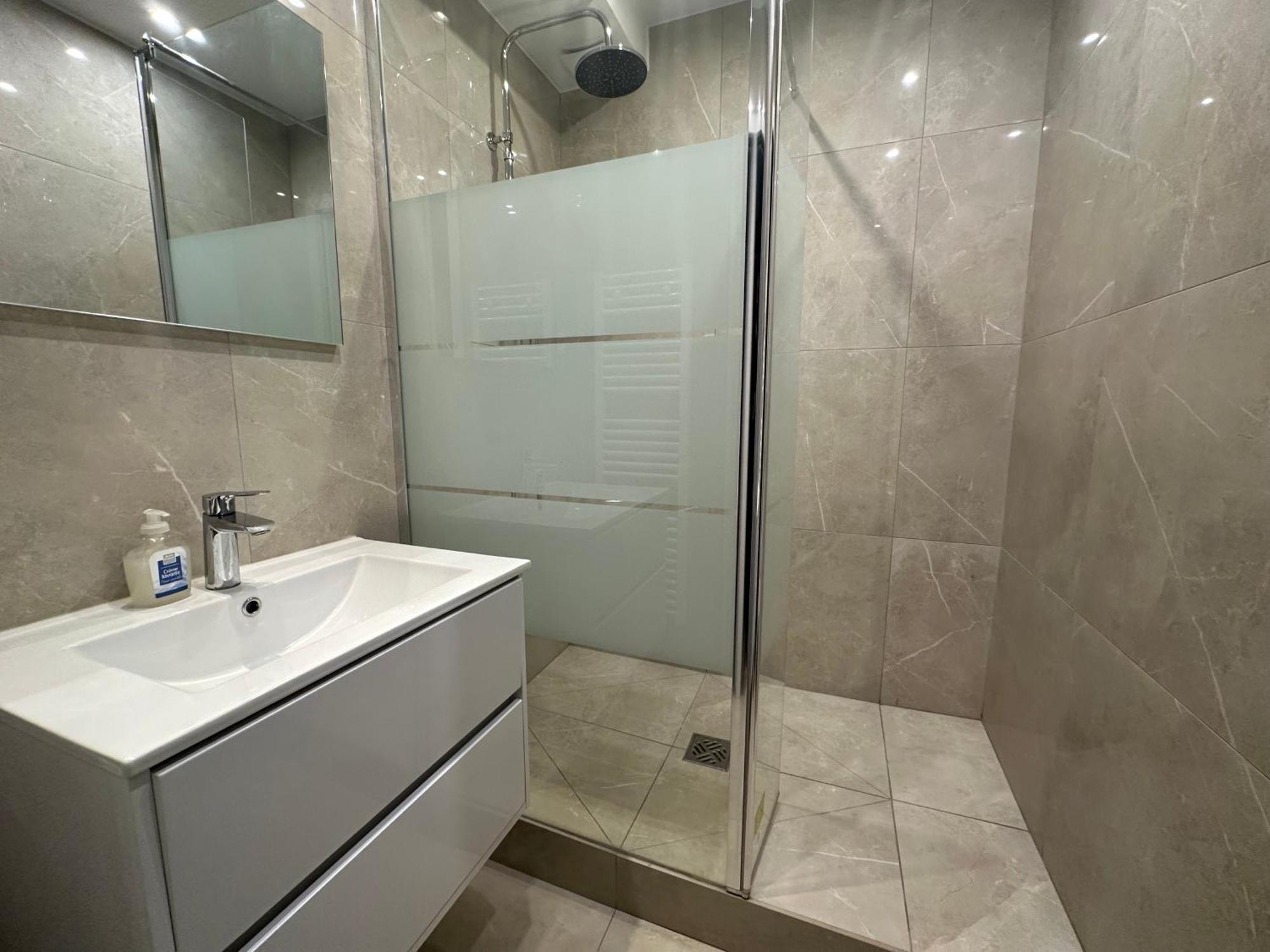 Apartment Champs Elysees Rue De Berri *